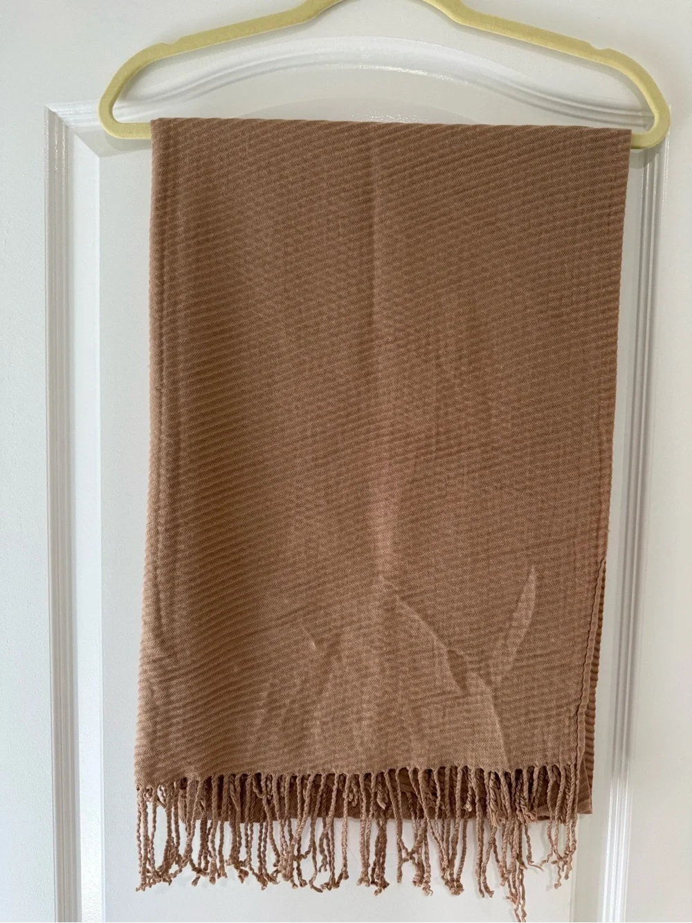 Lightweight Waffle-Texture Fringe Scarf in Camel Brown 84X28